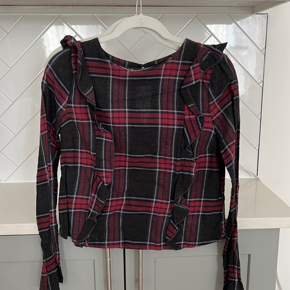 Romeo & Juliet couture plaid blouse